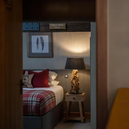 The Lister Arms - A Thwaites Of Character Hotel Malham