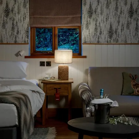 The Lister Arms מלהאם