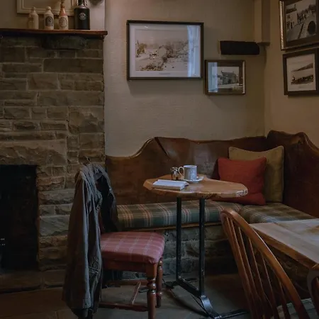 The Lister Arms Otel Malham
