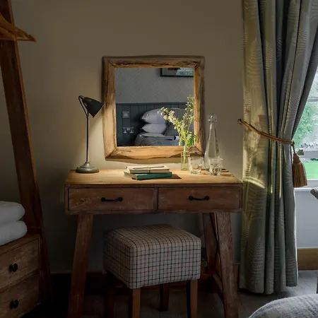 The Lister Arms - A Thwaites Of Character