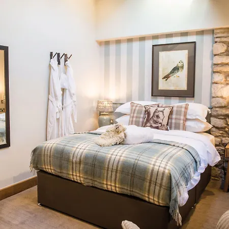 Hotel The Lister Arms - A Thwaites Of Character 4*