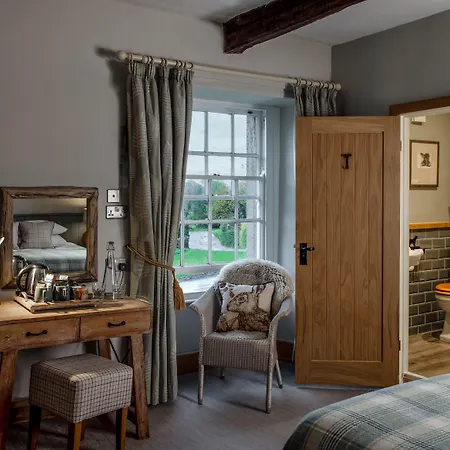 Hotel The Lister Arms - A Thwaites Of Character Malham