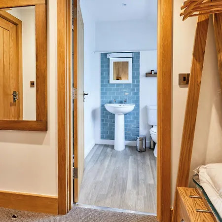 Otel The Lister Arms 4*