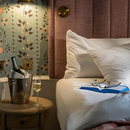 The Lister Arms Hotel 4*