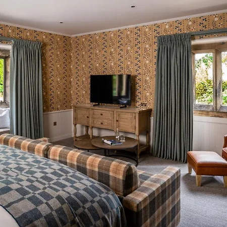 The Lister Arms Hotel