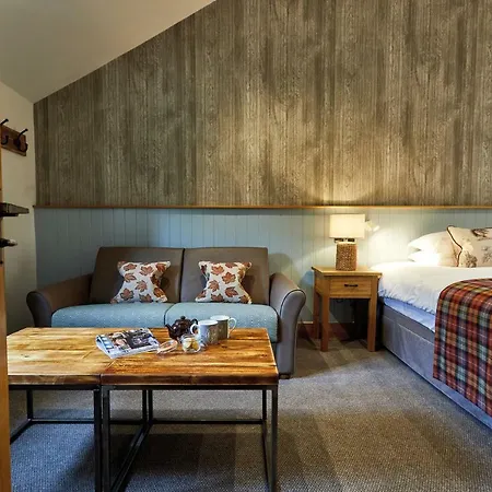 The Lister Arms Otel 4*
