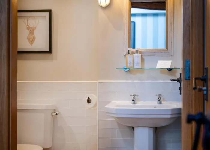 The Lister Arms 4* Malham