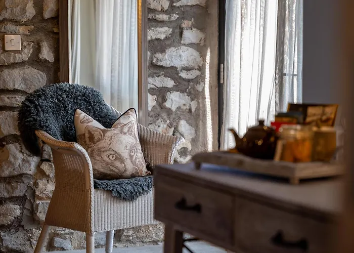 The Lister Arms Hotel 4*