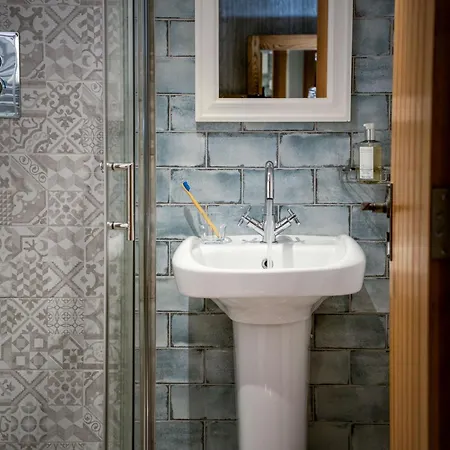 The Lister Arms 4* Malham