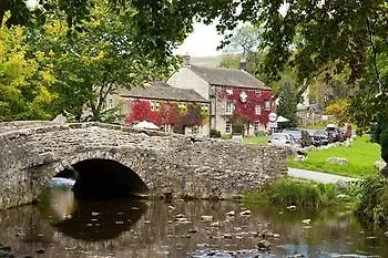 The Lister Arms Hotel Malham